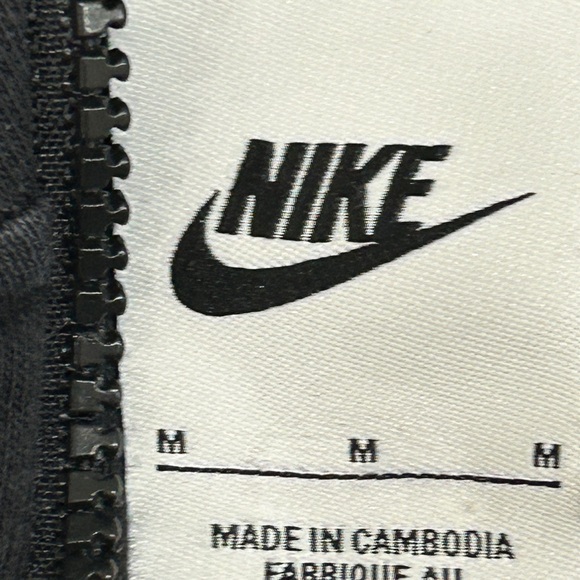 Nike Kids Black Zip-Up Hoodie cotton blend with White Swoosh size medium - Picture 5 of 6